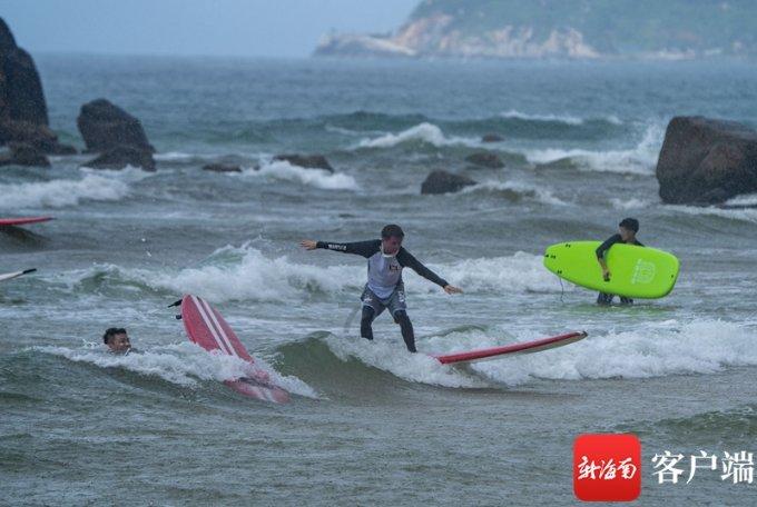 三只松鼠回应“太原老葛”:言论无底线,已发律师函